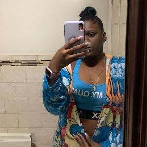 Meet your Posher, Ty